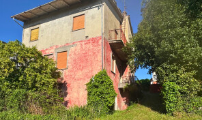 Isola Farnese: Opportunità immobiliare – Cielo terra